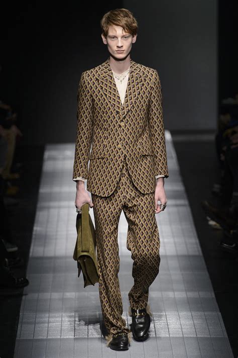 costume gucci homme